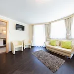 Apartment A Casa Bernstein