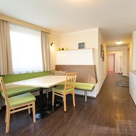 Apartament A Casa Bernstein *